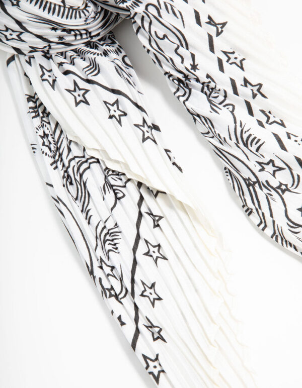 White & Black Plisse Scarf - Image 3